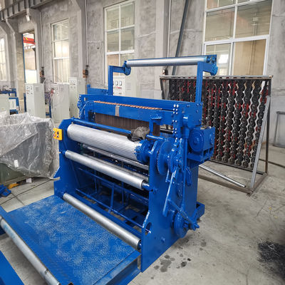 গুণ  Diameter 0.45-0.85mm Automatic Wire Mesh Welding Machine Gearbox Driven কারখানা